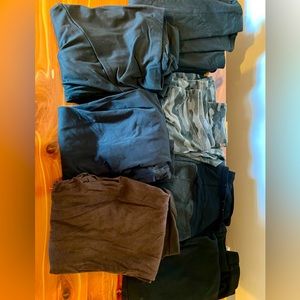 Maternity leggings lot